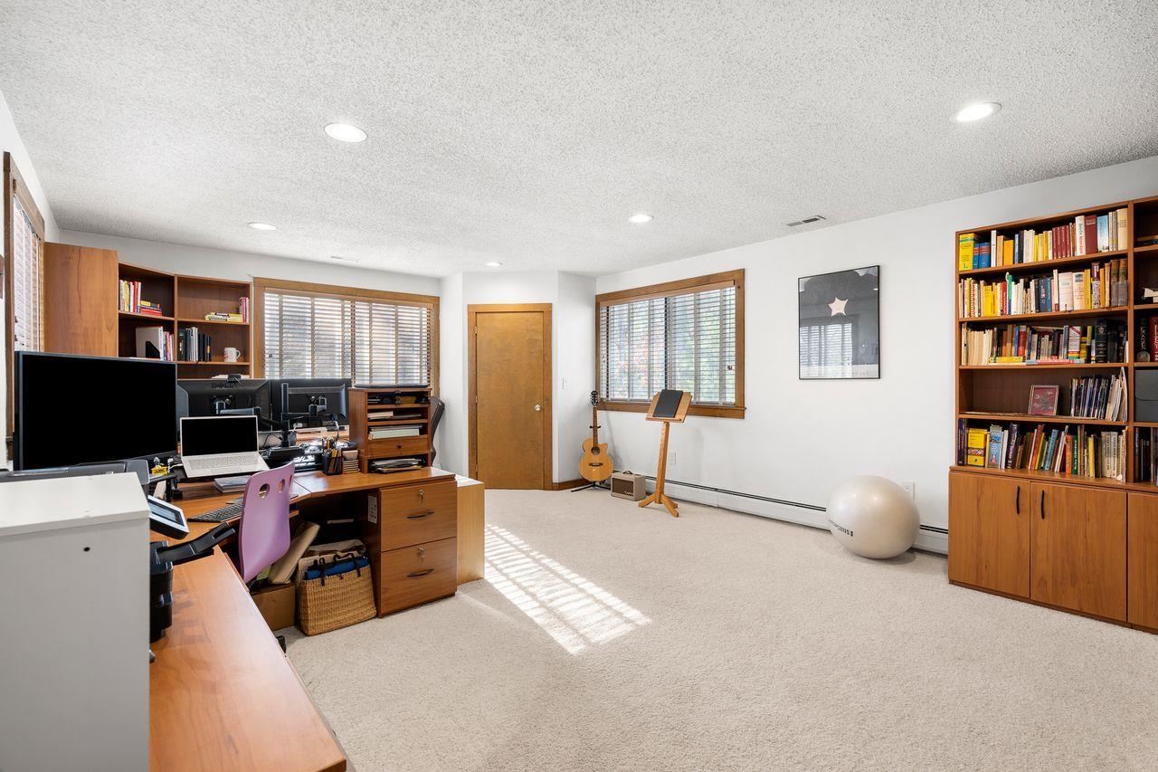 62 Truell Road Hollis, NH 03049 - Photo 22 of 40 Gallery Image 22