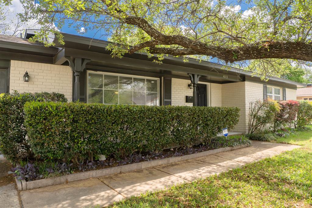 4013 Wedgworth Road South Fort Worth, TX 76133 - Photo 2 of 35