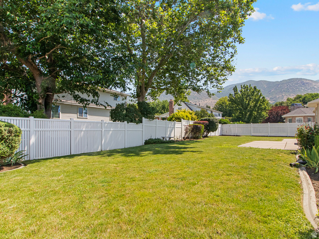 356 West Sunset Circle Centerville, UT 84014 - Photo 26 of 27