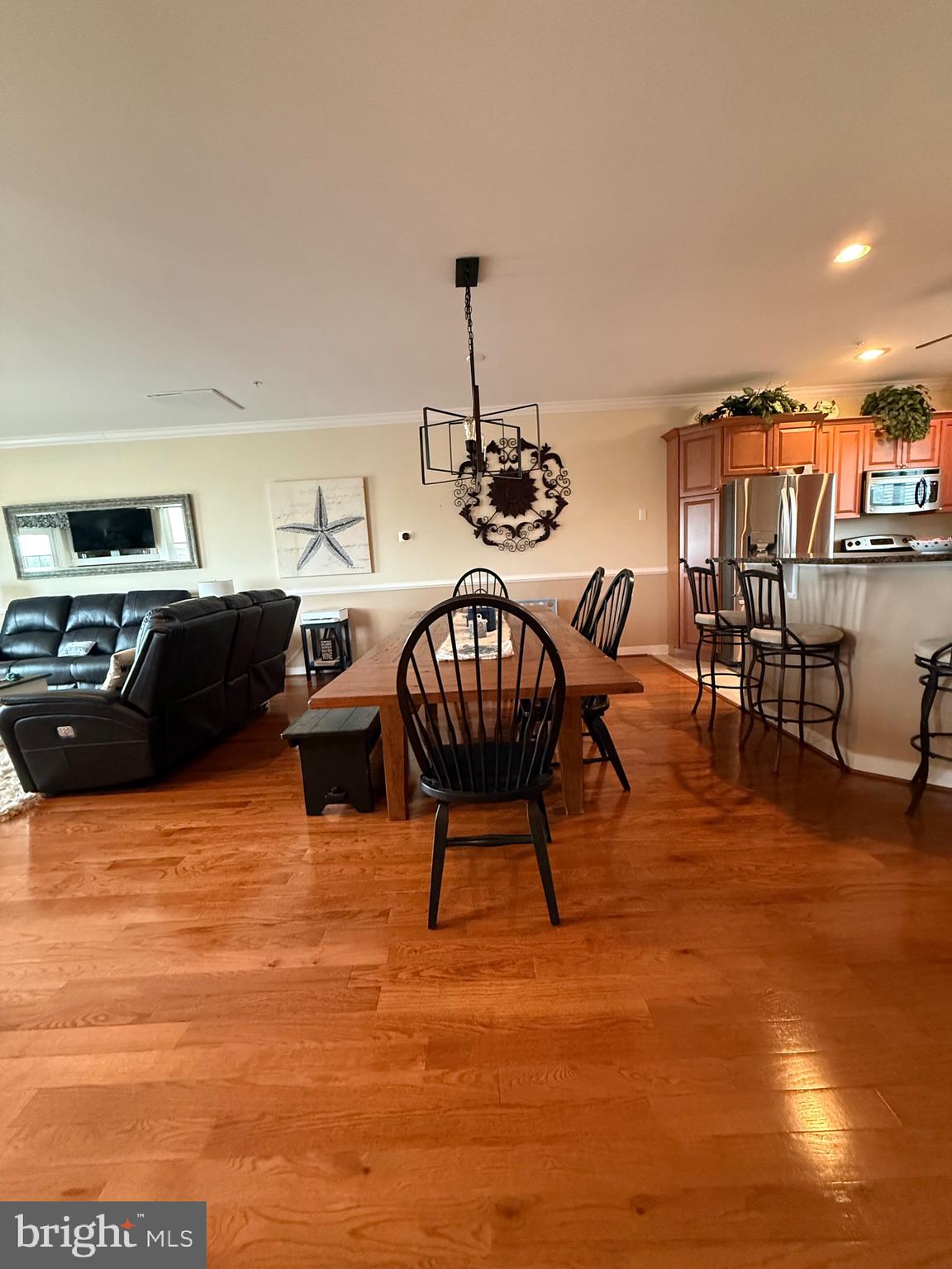 9823 Golf Course Road, Unit 20 Ocean City, MD 21842 - Photo 16 of 61 Dining room table