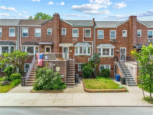 $1,190,000 | 2712 Batchelder Street | Sheepshead Bay