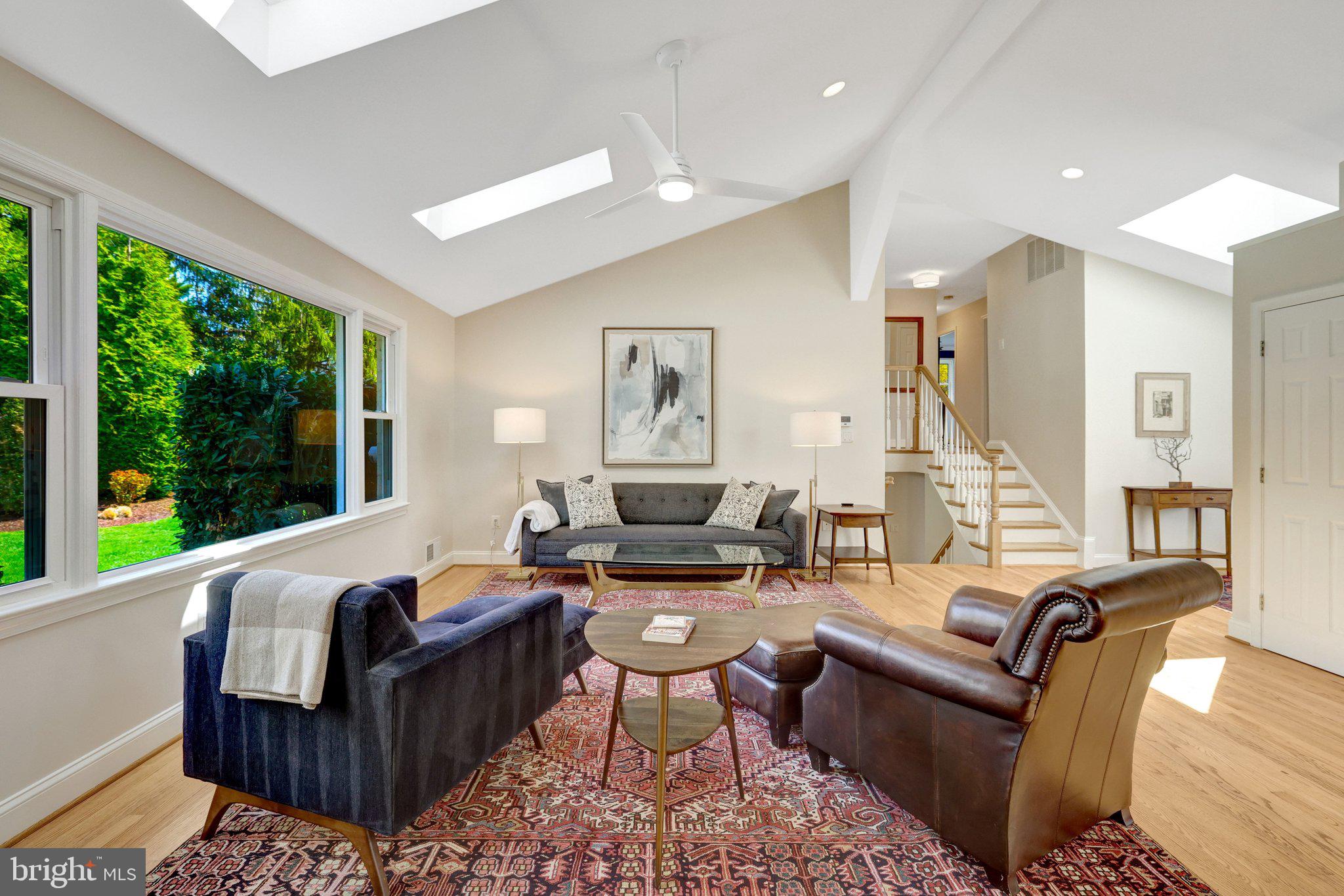 2114 Galloping Way Vienna, VA 22181 - Photo 16 of 89