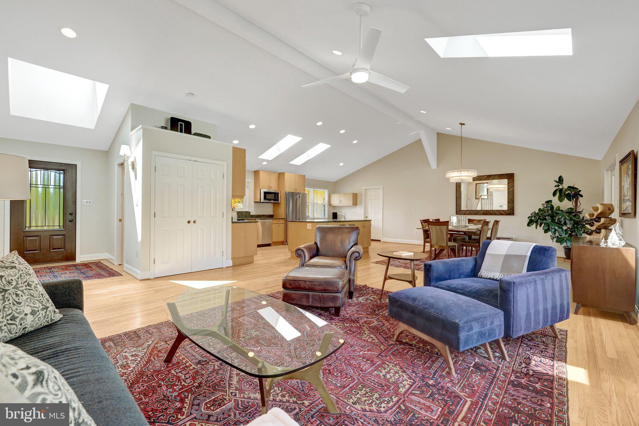 2114 Galloping Way Vienna, VA 22181 - Photo 17 of 89