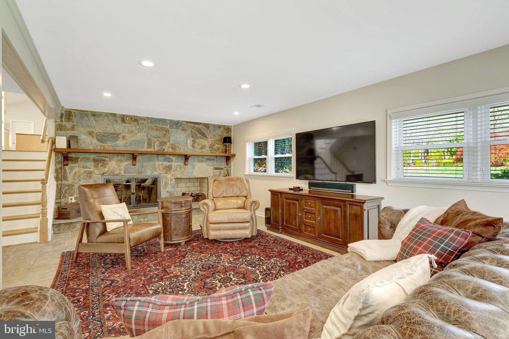 2114 Galloping Way Vienna, VA 22181 - Photo 42 of 89