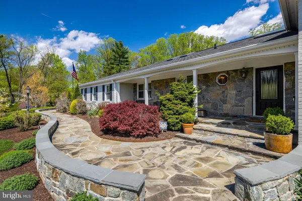 $1,650,000 | 2114 Galloping Way, Vienna, VA 22181