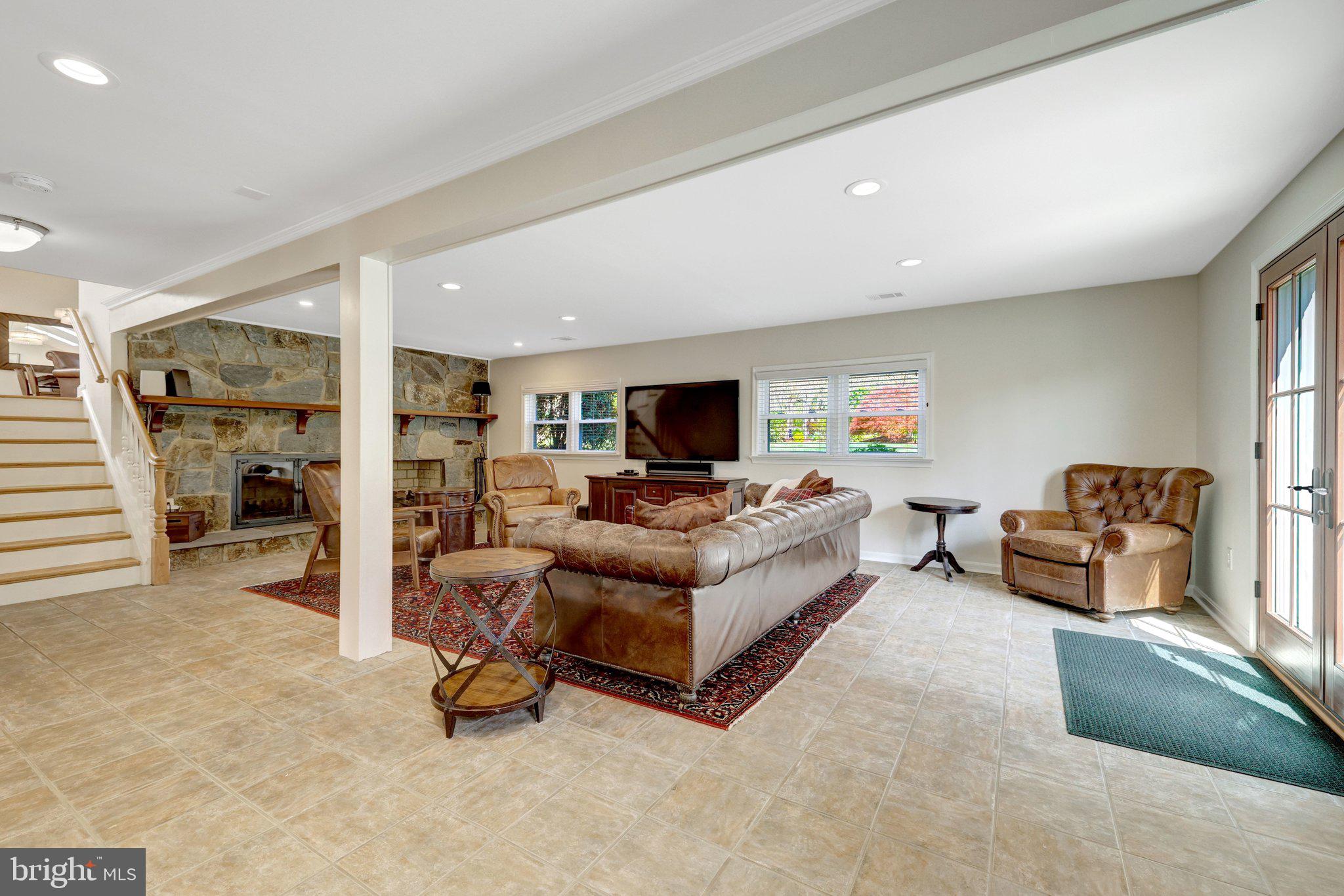 2114 Galloping Way Vienna, VA 22181 - Photo 51 of 89