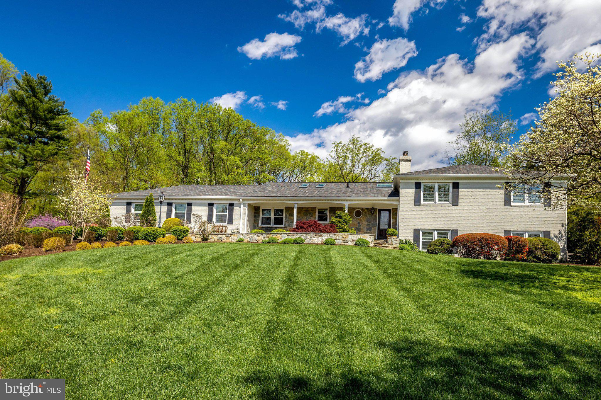 2114 Galloping Way Vienna, VA 22181 - Photo 57 of 89 Stunning Curb Appeal!