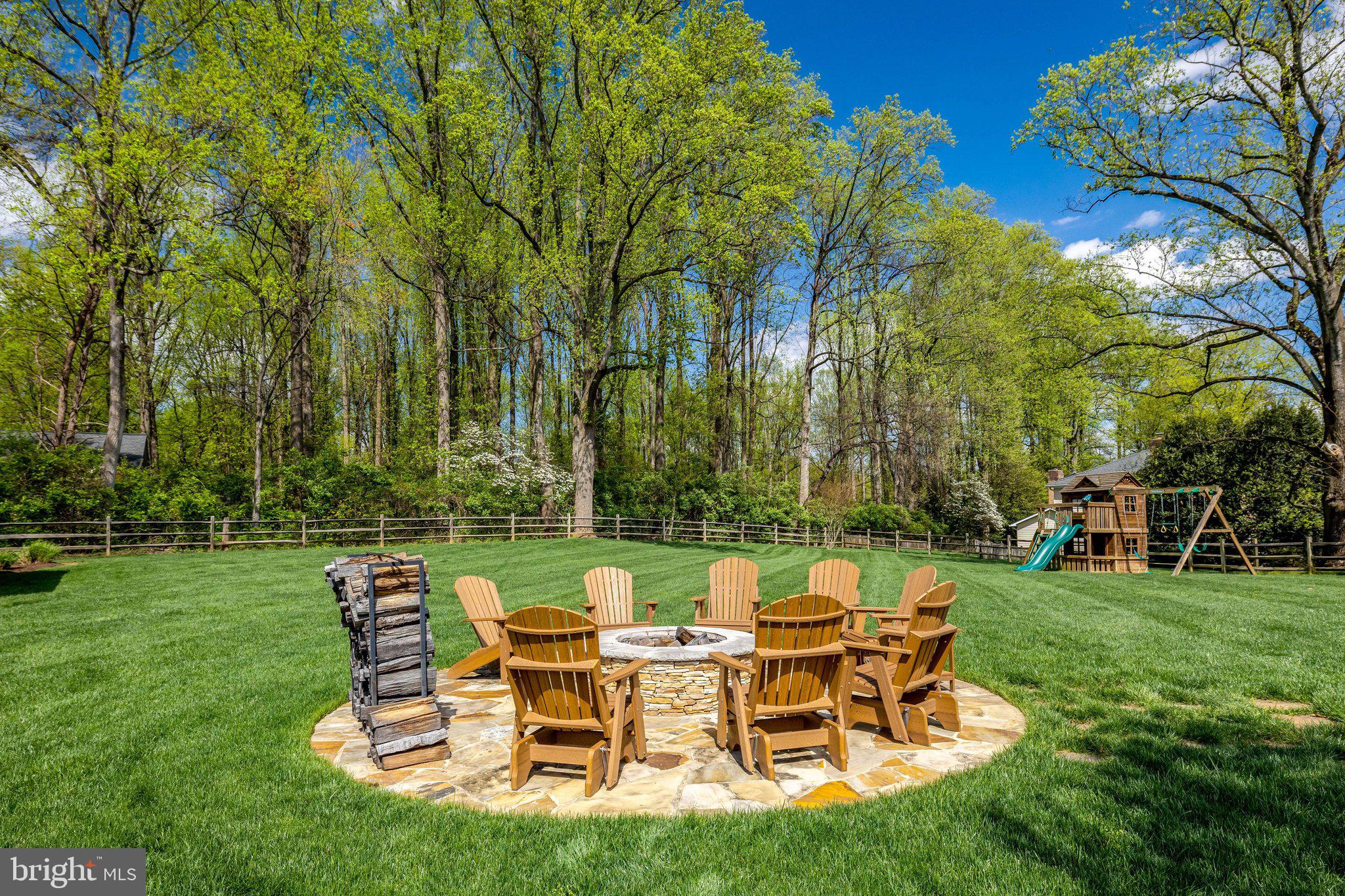 2114 Galloping Way Vienna, VA 22181 - Photo 76 of 89