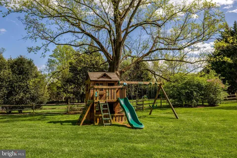 $1,650,000 | 2114 Galloping Way, Vienna, VA 22181