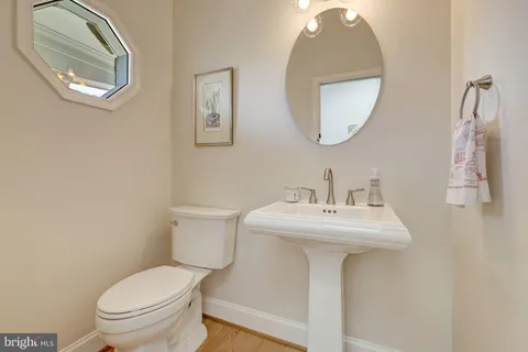 $1,650,000 | 2114 Galloping Way, Vienna, VA 22181