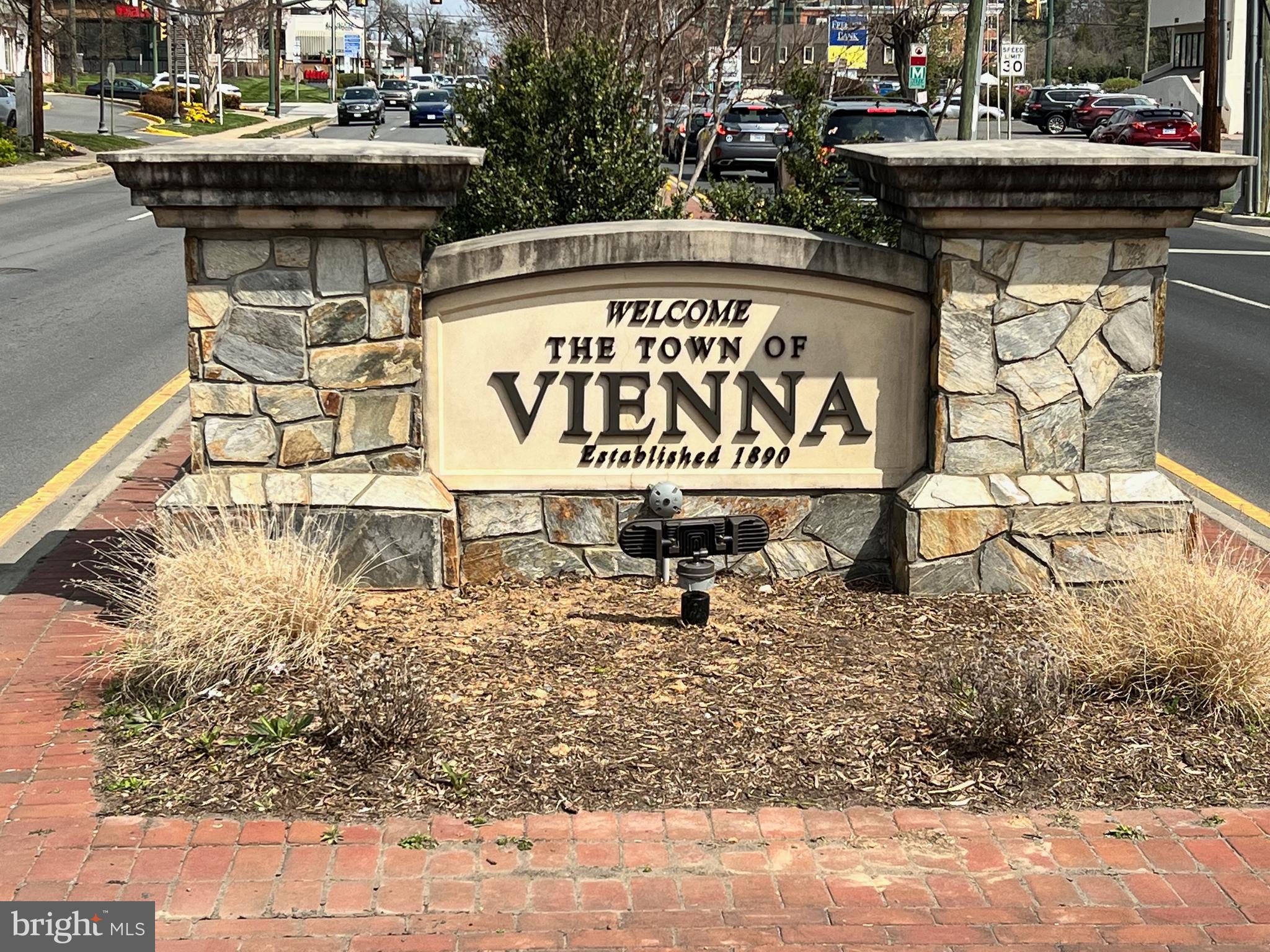 2114 Galloping Way Vienna, VA 22181 - Photo 85 of 89