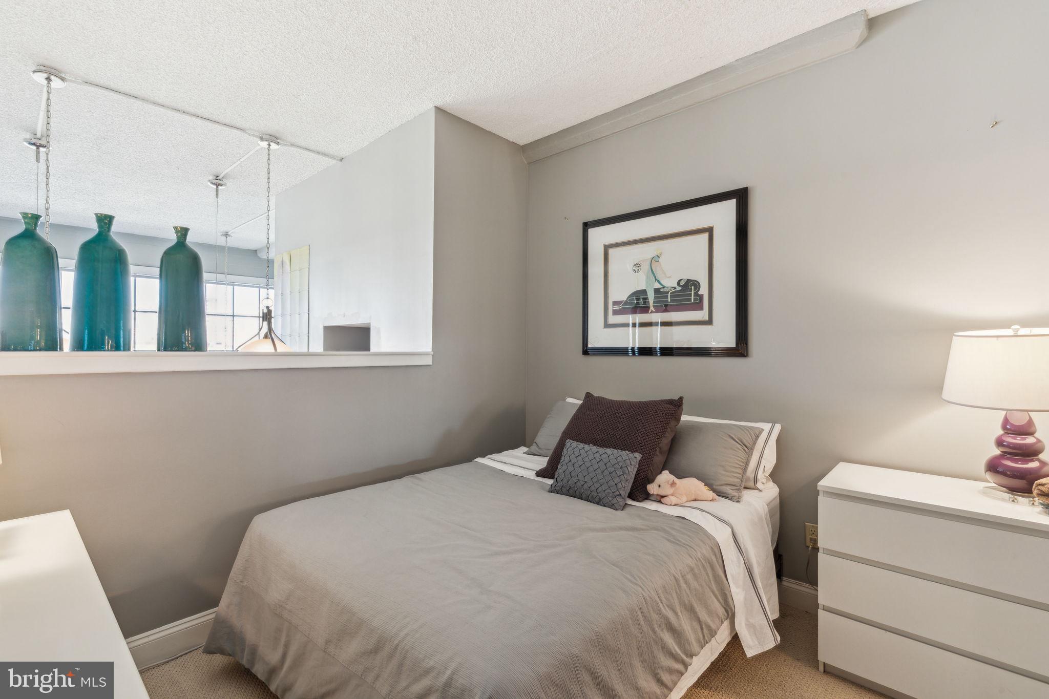 2429 Locust Street, Unit 302 Philadelphia, PA 19103 - Photo 28 of 34