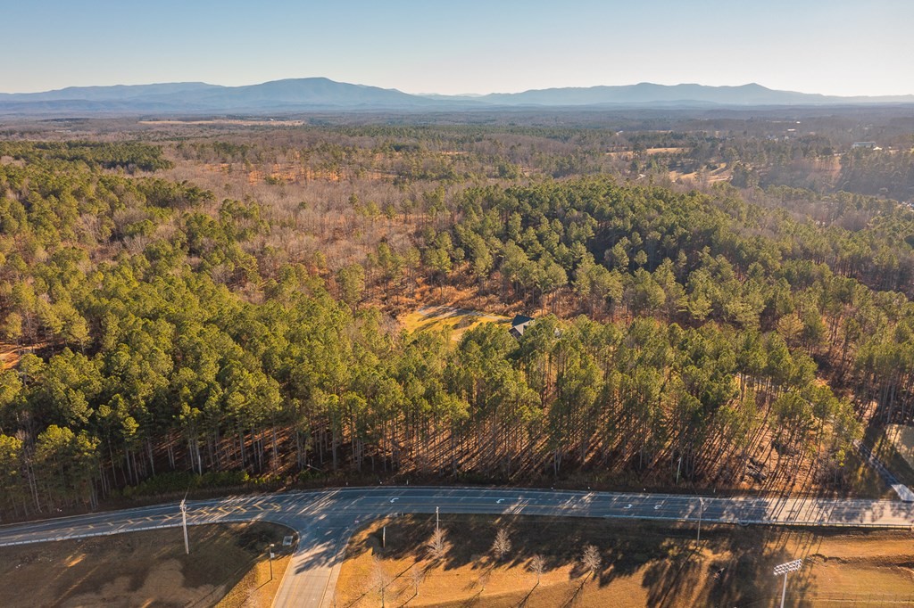 32 Crow Road Northeast Dalton, GA 30721 - Photo 5 of 12 Gallery Image 5
