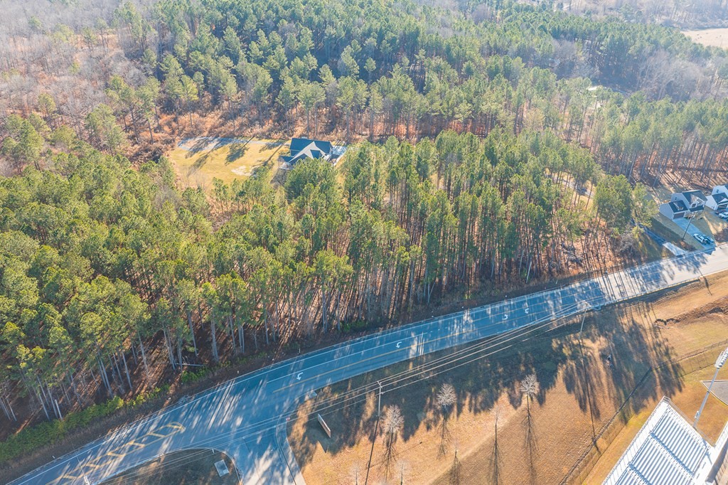 32 Crow Road Northeast Dalton, GA 30721 - Photo 7 of 12 Gallery Image 7
