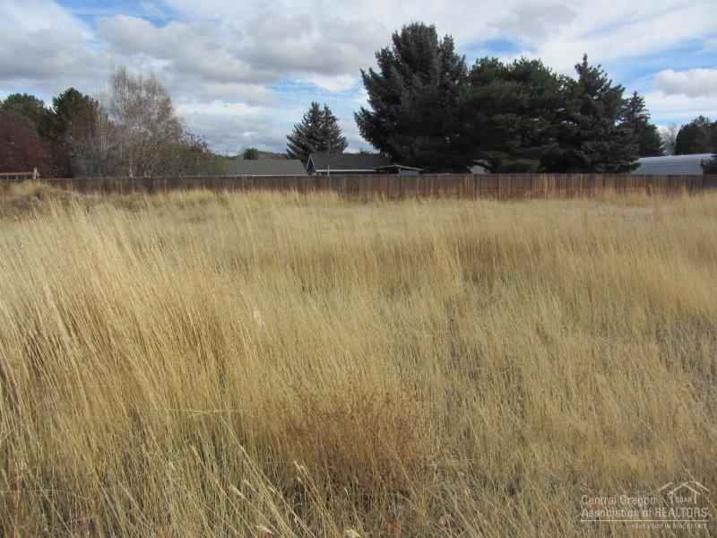 40 Northeast Colleen Road Prineville, OR 97754 - Photo 1 of 7 Primary Photo