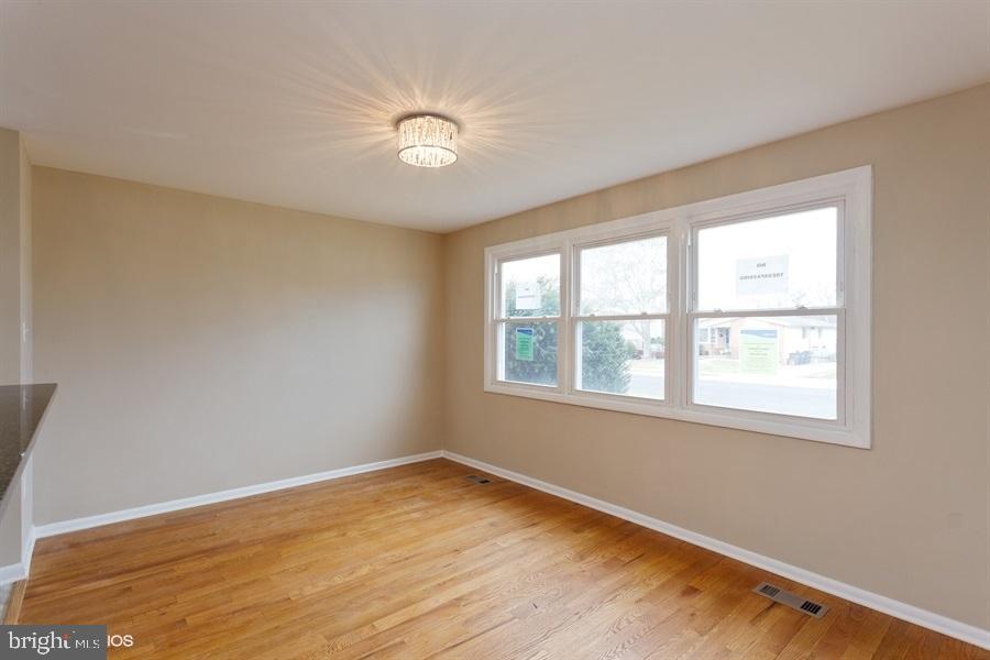 7436 Prince George Road Baltimore, MD 21208 - Photo 10 of 26