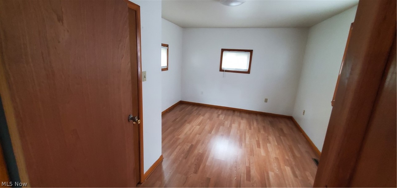 318 Spring Street Cambridge, OH 43725 - Photo 8 of 12