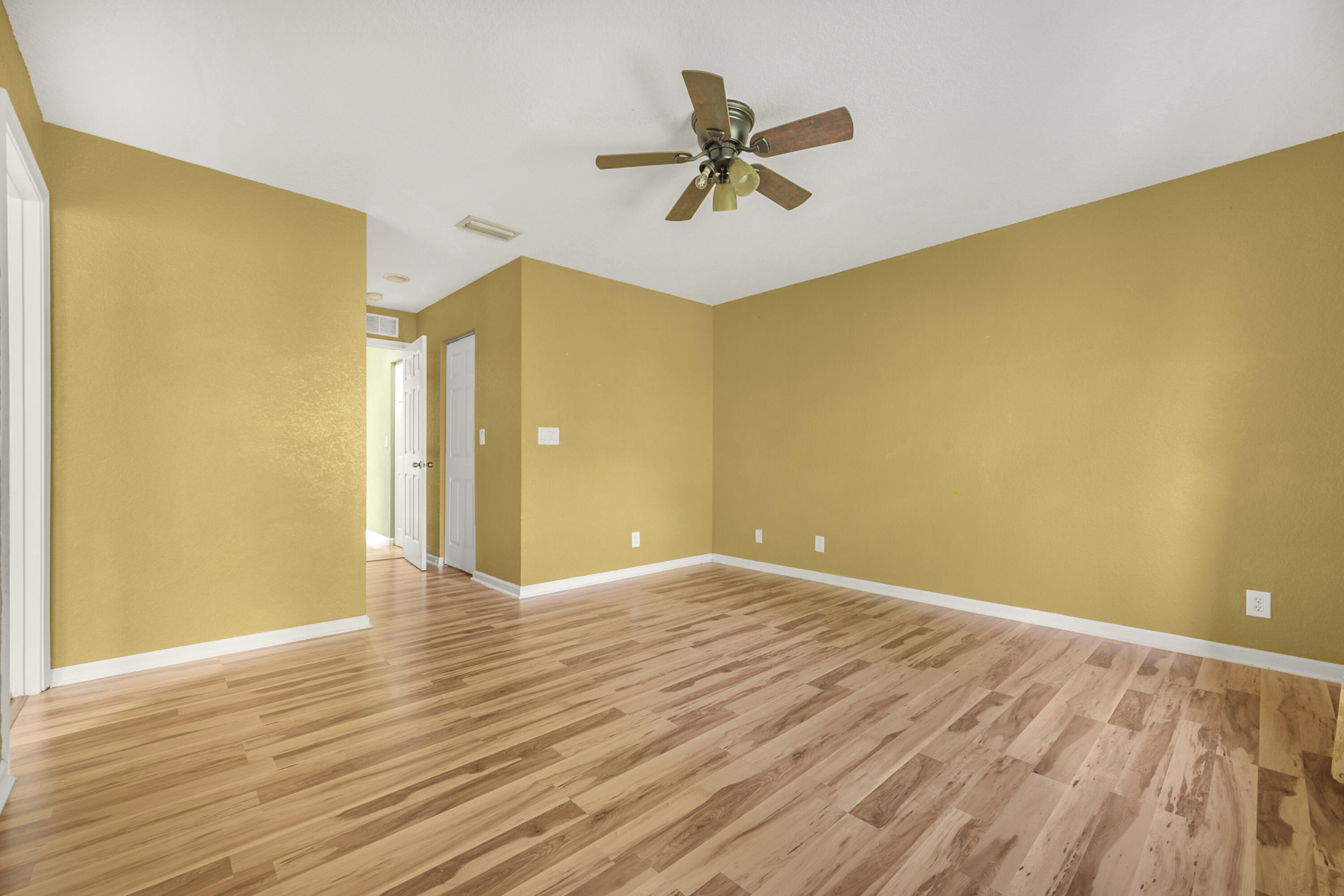 929 Imperial Lake Road West Palm Beach, FL 33413 - Photo 13 of 16 Master Room