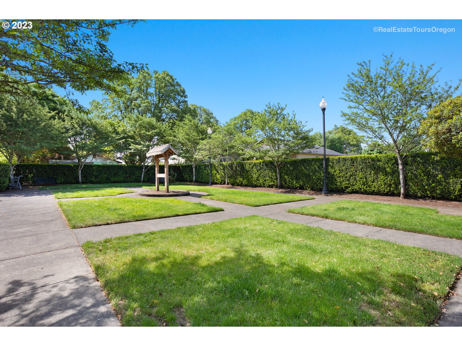 330 Harrison Street Fairview, OR 97024 - Photo 20 of 20 a view of a volley ball court