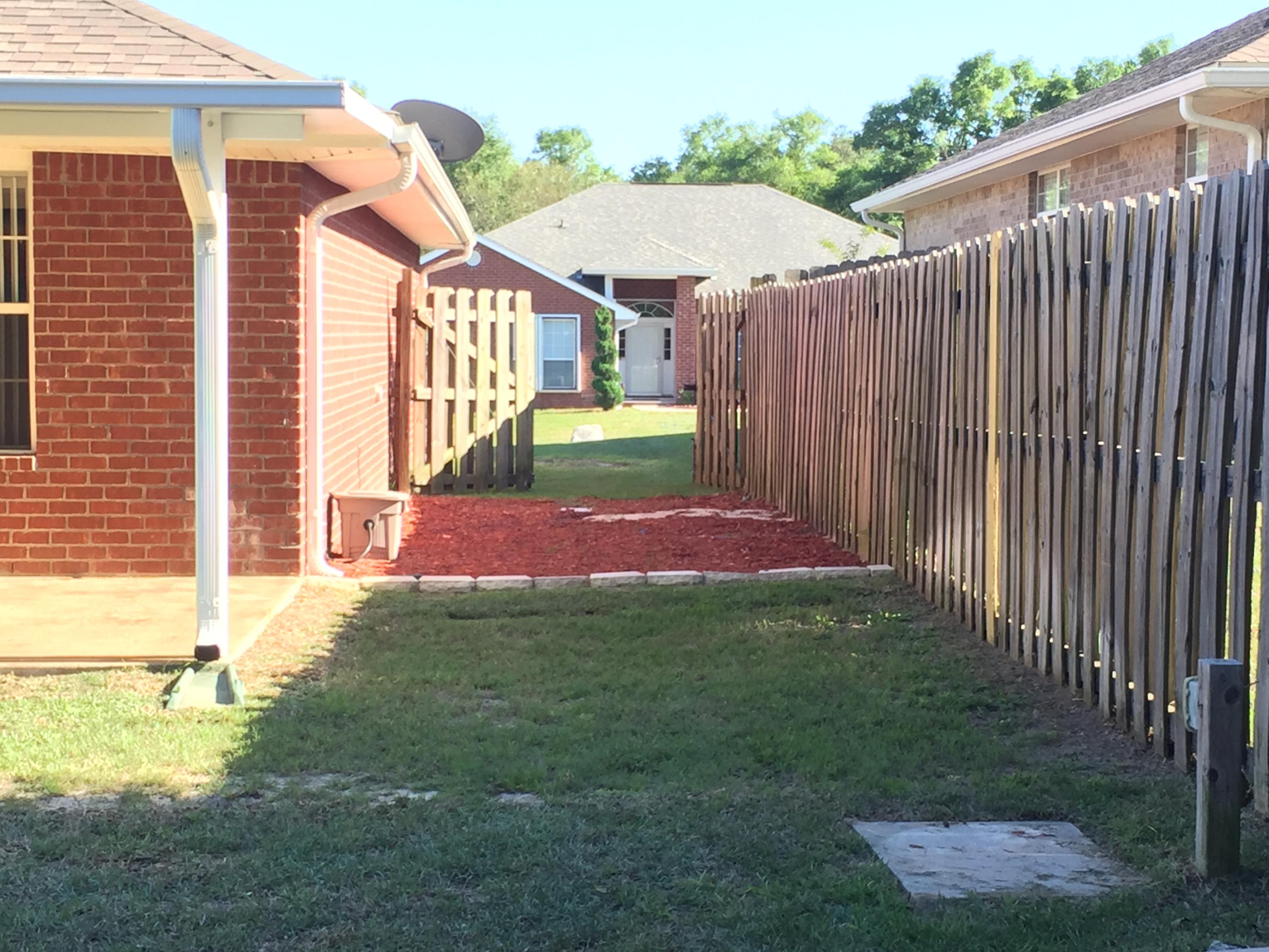2115 Hagood Loop Crestview, FL 32536 - Photo 28 of 28 Double gate