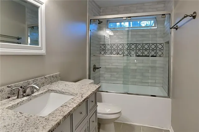 $2,375 | 220 Sabrina Court, Woodstock, GA 30188