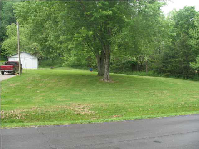 6421 Sugar Maple Road Cannelton, IN 47520 - Photo 3 of 20