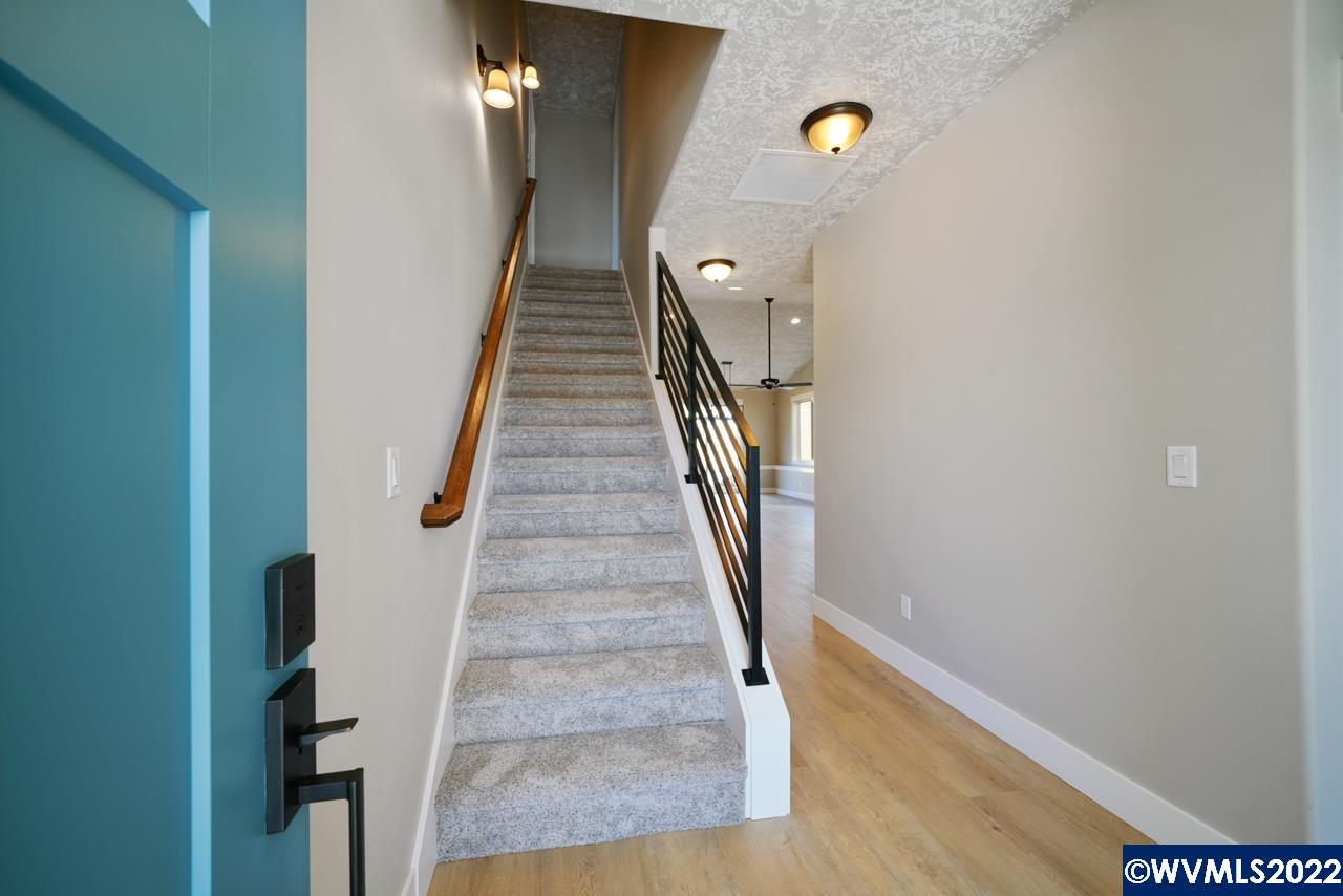 1675 Southwest Ellis Street Dallas, OR 97338 - Photo 33 of 33 Gallery Image 33