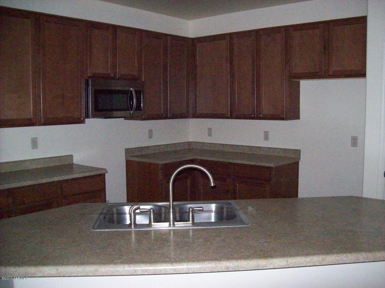 228 East Refuge Loop Vail, AZ 85641 - Photo 3 of 5