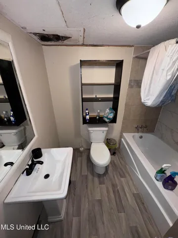 $69,900 | 155 Walnut Circle, Byhalia, MS 38611