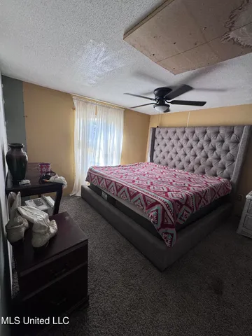 $69,900 | 155 Walnut Circle, Byhalia, MS 38611