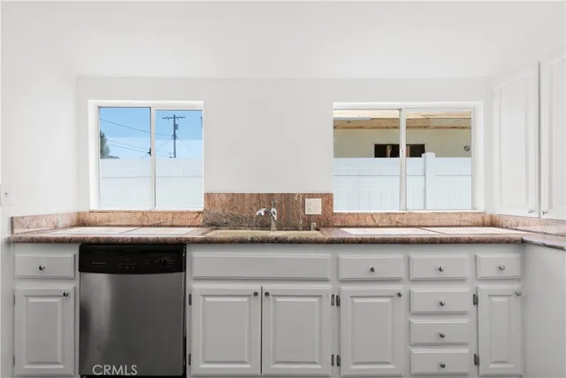 $4,995 | 6230 Zelzah Avenue, Encino, CA 91316