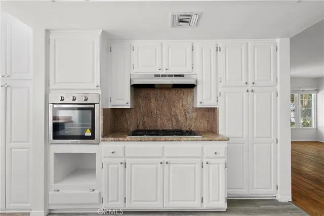 $4,995 | 6230 Zelzah Avenue, Encino, CA 91316