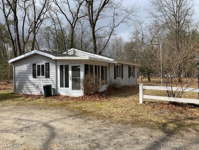 4061 Stable Road National City, MI 48748 - Photo 10 of 32 1898843-9.JPG