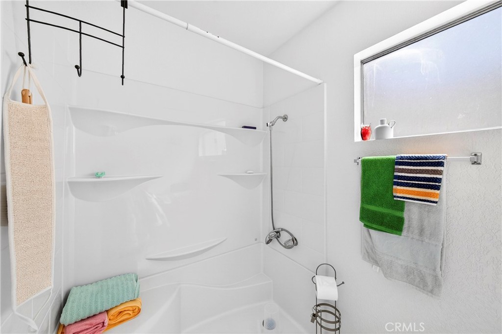 24208 Sylvan Glen Road, Unit E Diamond Bar, CA 91765 - Photo 19 of 26