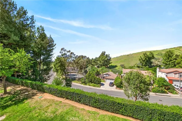 $589,000 | 24208 Sylvan Glen Road, Unit E, Diamond Bar, CA 91765