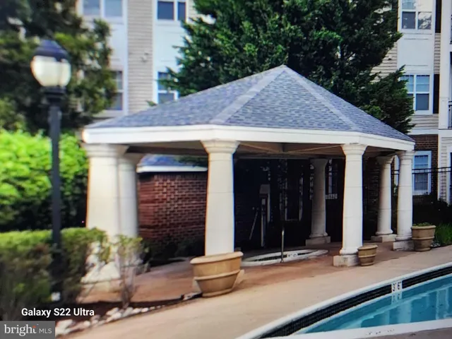 $415,000 | 12945 Centre Park Circle, Unit 110, Herndon, VA 20171