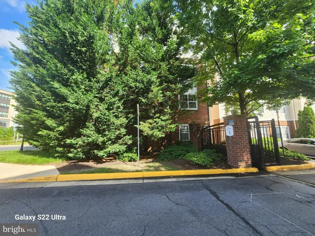 $415,000 | 12945 Centre Park Circle, Unit 110, Herndon, VA 20171