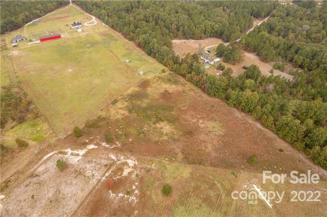 945 Field Trial Road Camden, SC 29020 - Photo 2 of 19 a view of garden