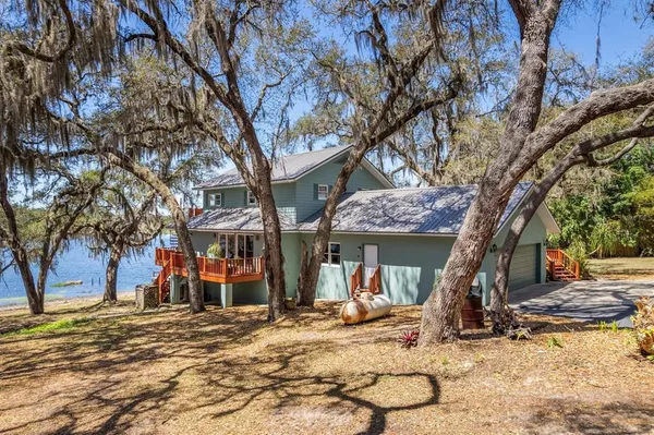 $825,000 | 111 Kirby Trail, Melrose, FL 32666