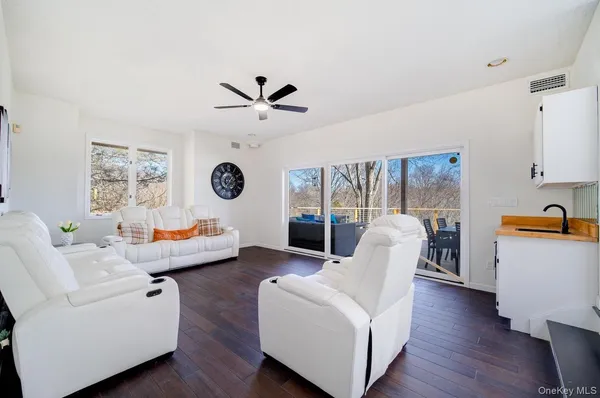 $2,995,000 | 198 Corbett Road, Montgomery, NY 12549