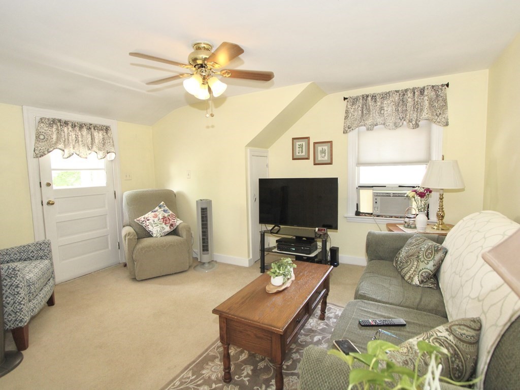 470 Massasoit Road Worcester, MA 01604 - Photo 14 of 18 Gallery Image 14