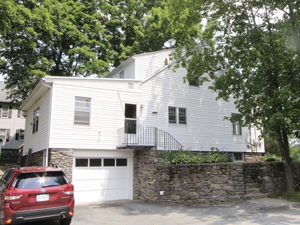 470 Massasoit Road Worcester, MA 01604 - Photo 16 of 18 Gallery Image 16