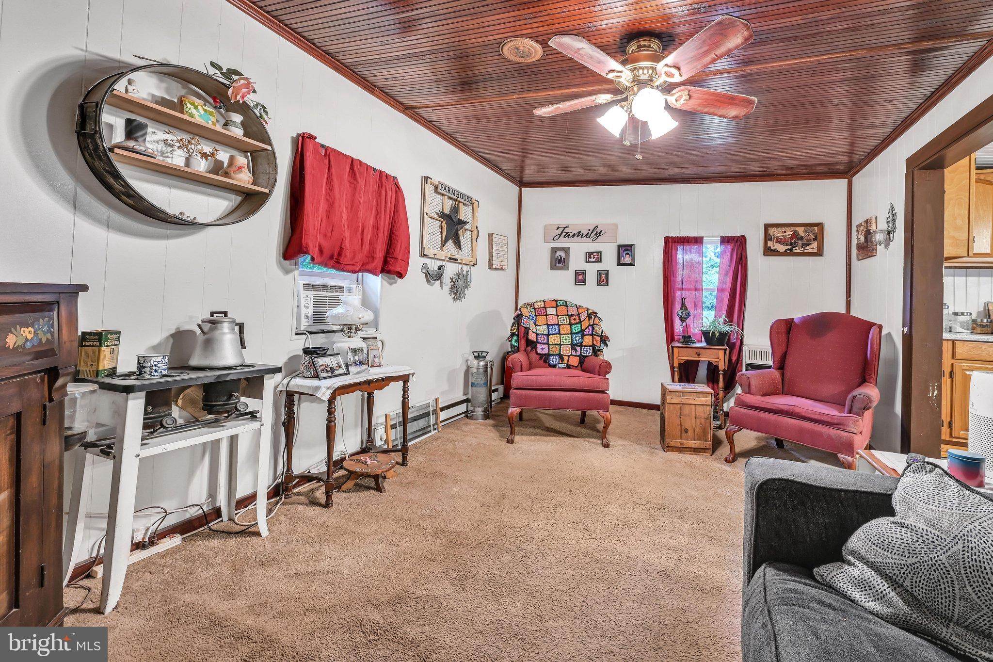 06-Living Room