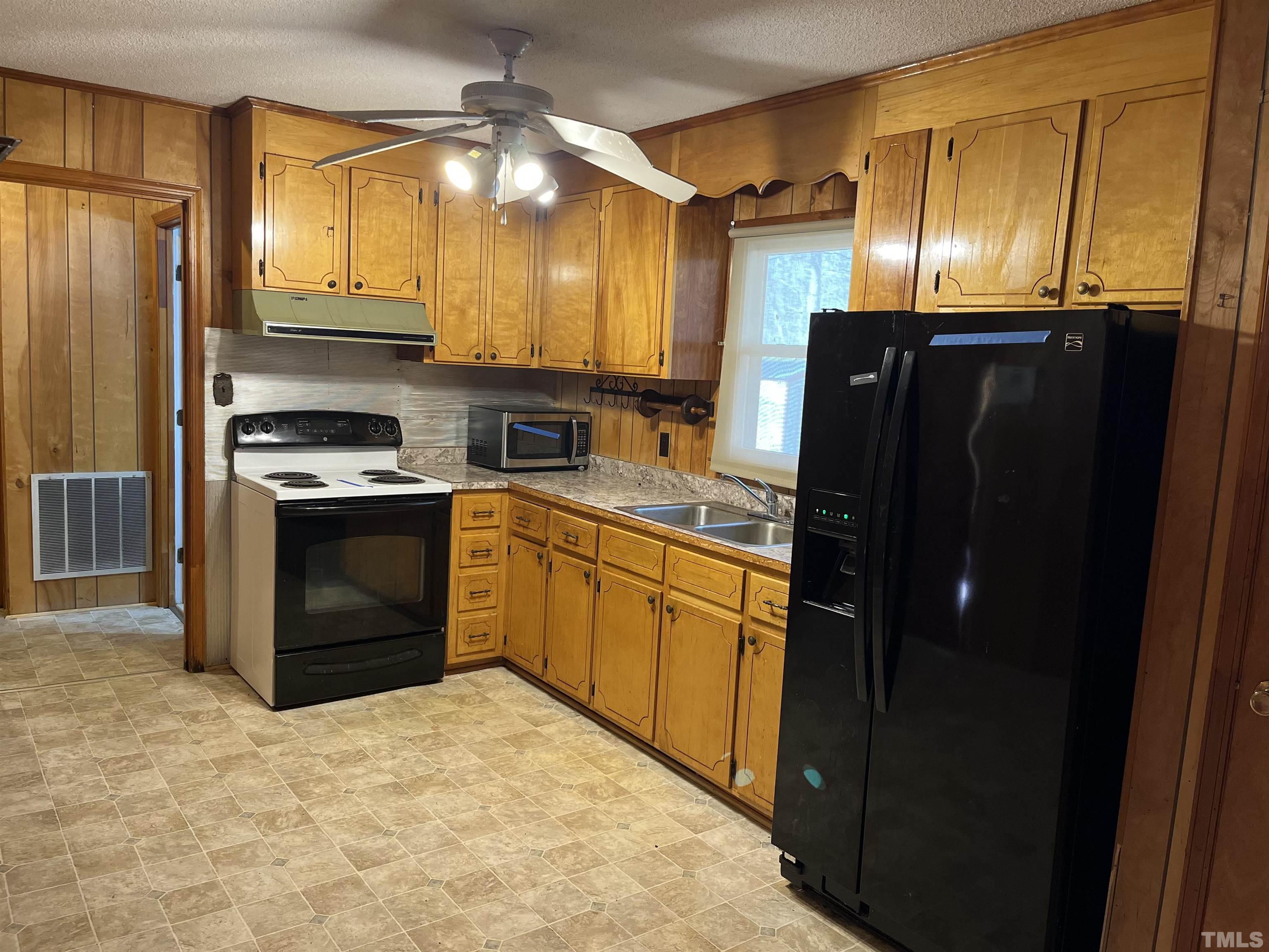 963 Vaiden Road Louisburg, NC 27549 - Photo 6 of 7 Gallery Image 6