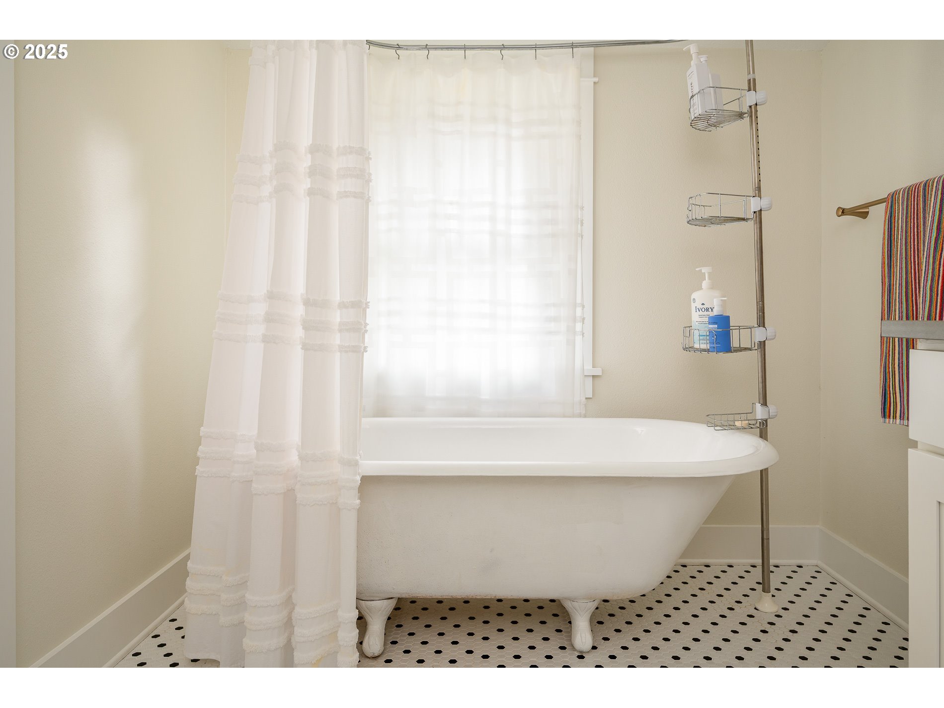 4824 Northeast 8th Avenue Portland, OR 97211 - Photo 21 of 39