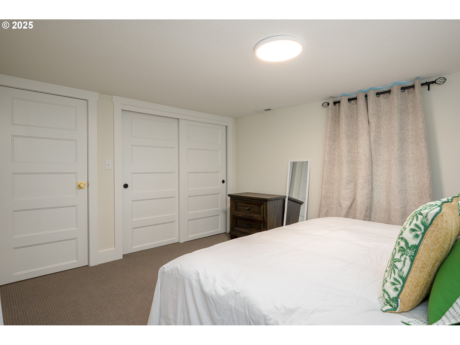 4824 Northeast 8th Avenue Portland, OR 97211 - Photo 25 of 39