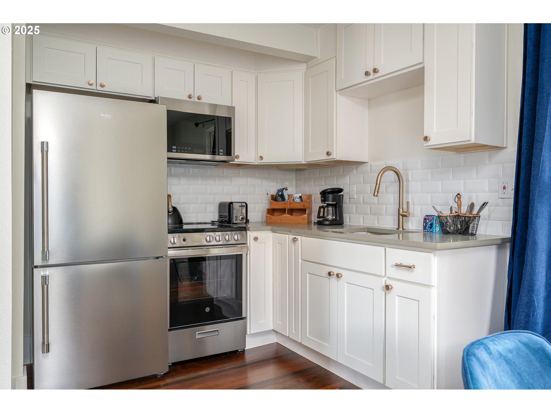 4824 Northeast 8th Avenue Portland, OR 97211 - Photo 30 of 39