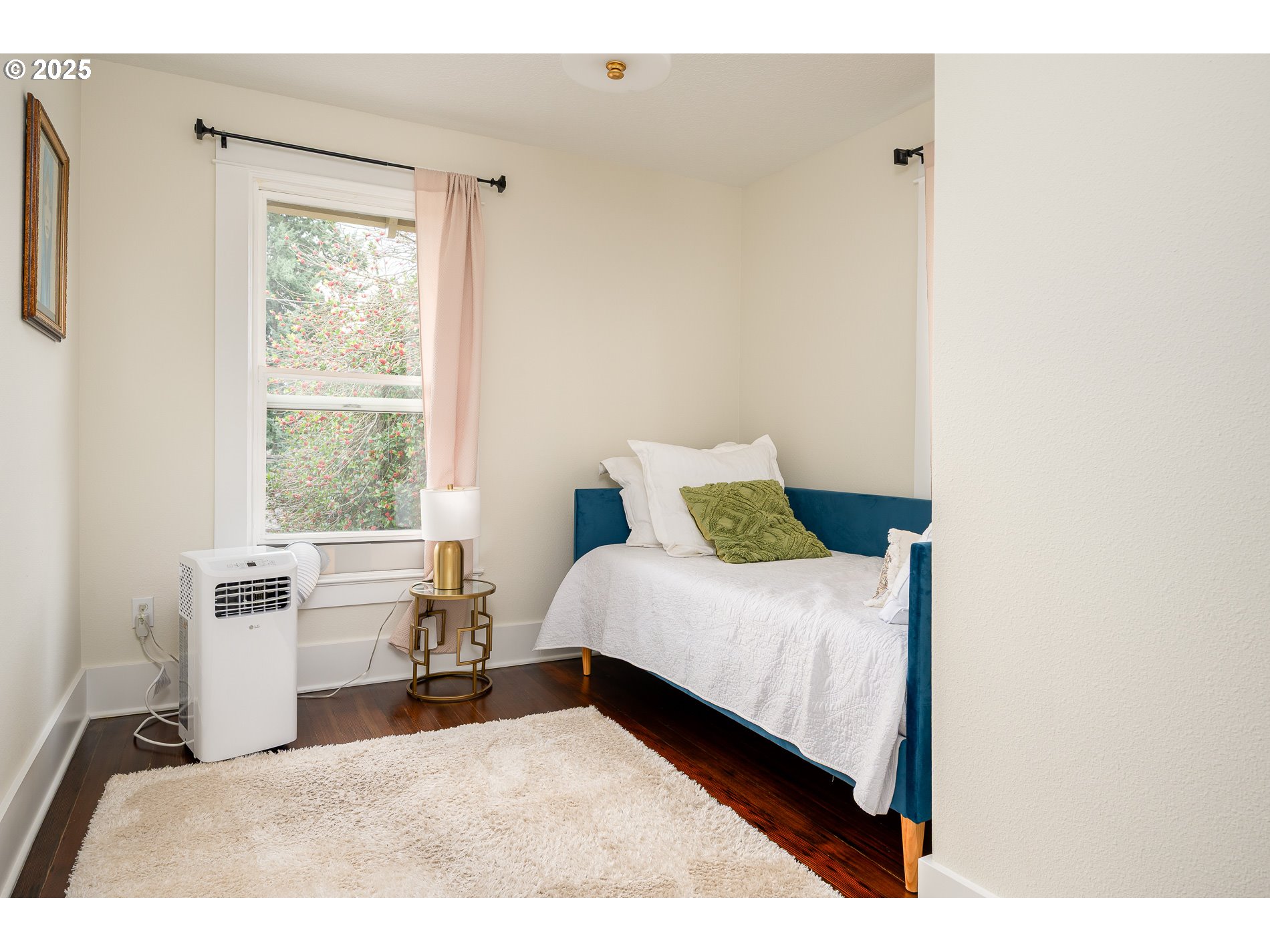 4824 Northeast 8th Avenue Portland, OR 97211 - Photo 35 of 39