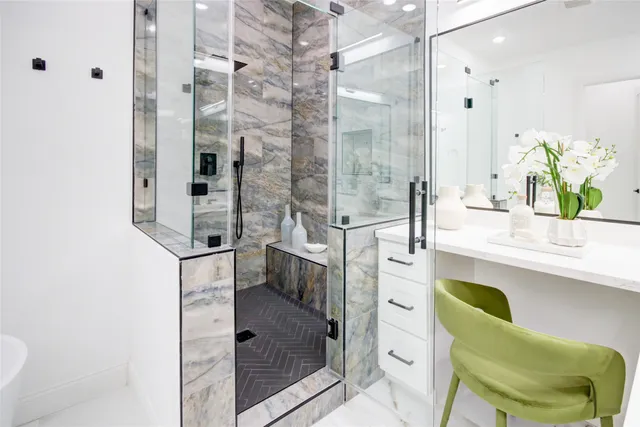 $3,800 | 1214 West 24th Street, Unit A, Houston, TX 77008