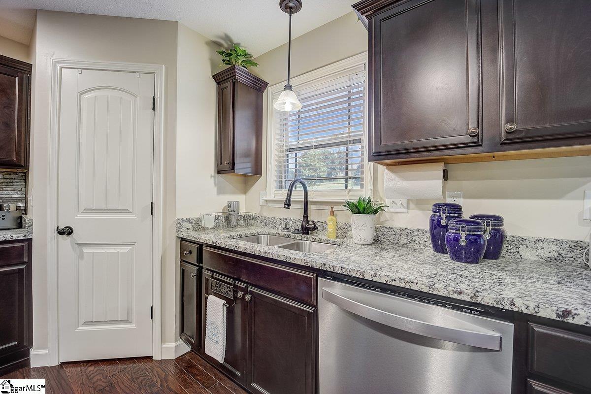 565 Weatherly Road Inman, SC 29349 - Photo 13 of 36